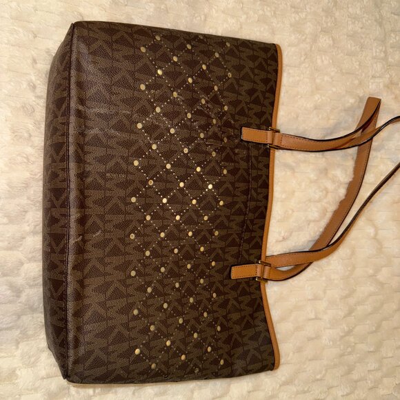 Michael Kors Signature Perforated Large Tote Handbag - Picture 4 of 6